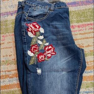 Suzanne Betro Embroidered Jeans